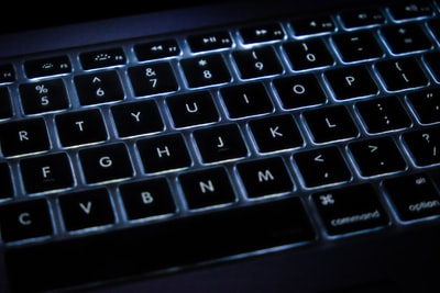 黑白电脑键盘